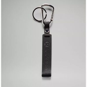 LULULEMON SILICONE KEYCHAIN